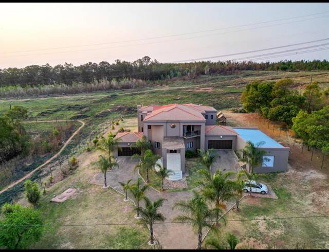 FARM FOR SALE IN RIETVLEI VIEW COUNTRY ESTATES